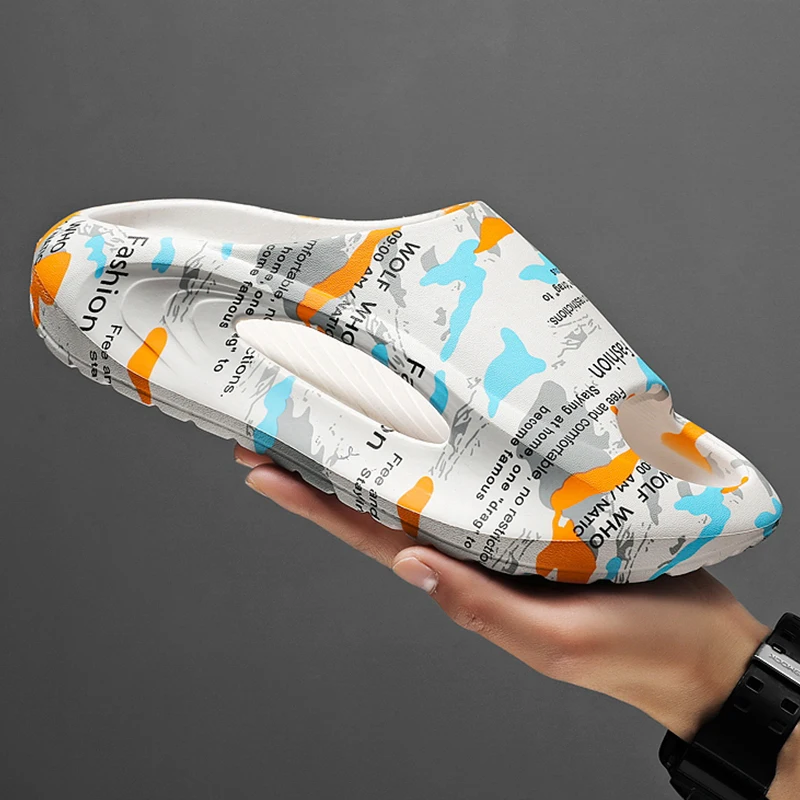 

2023 Couple Slippers Summer Lightweight Men Slippers Outdoor Anti-slip Women Slippers Fashion Appliques Sandals Free Shipping