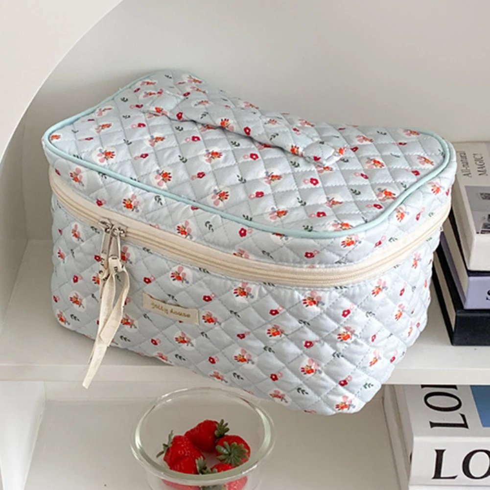 Cute Print Ladies Wash Bag Large Capacity Beauty Bag Portable Casual