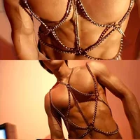 Mode pour hommes avec de la danse de rue punk hip-hop avec des glands, des vêtements métalliques, des chaînes de clavicule, des chaînes de taille et unies O 4