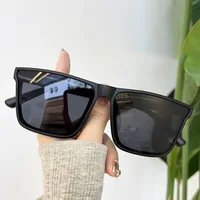 Handsome and Fashionable Glasses Suitable for Both Men and Women Suitable for Street Photography and Daily Decoration - Image 4