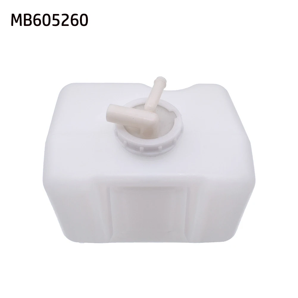 Coolant Overflow Reservoir Water Tank car coolant reservoir tank For Montero Mb605260 Pickup Coolant Overflow