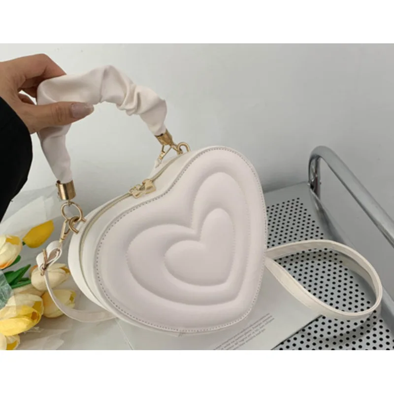 Trendy Shoulder Bag Shaped Heart Cute Crossbody Handbags For Women Casual High-Quality Messenger Versatile Luxury Multicolored