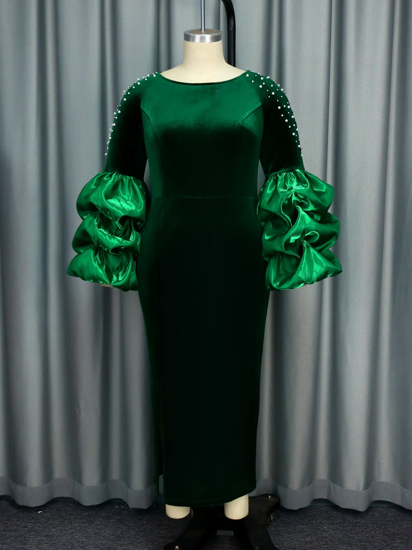 white christmas dresses Zapaka Women Christmas Party Dress Green Velvet Square Neck Bodycon Cocktail Dress, Black / XL main image 0