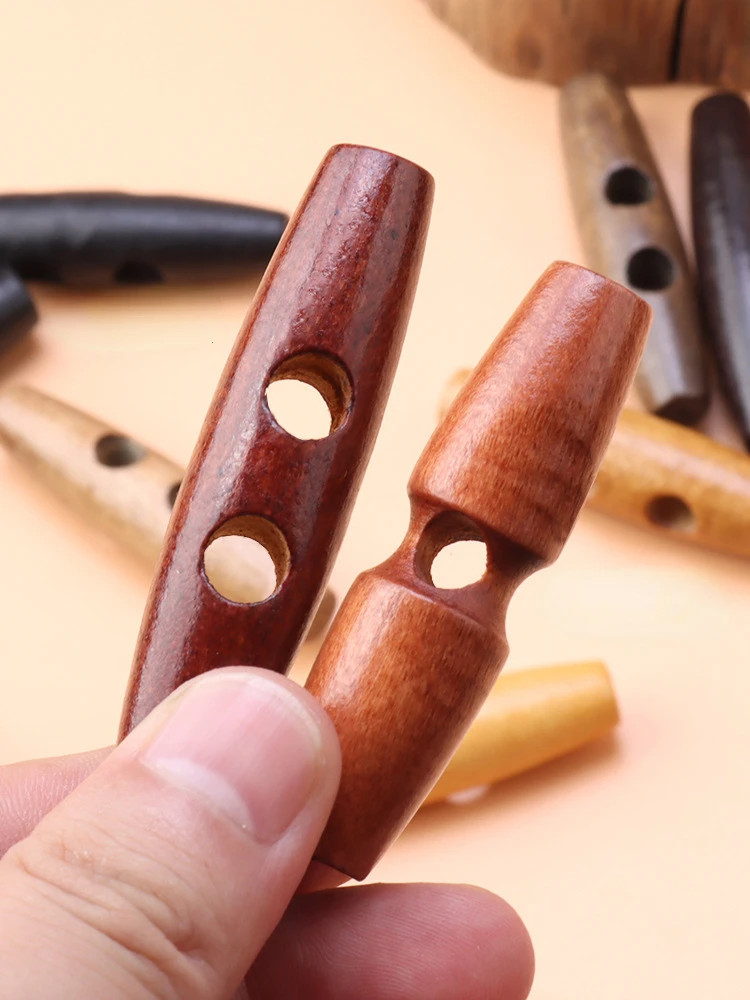 20pcs 30-60mm 7Sizes Natural Wood Toggle Horn Buckles Wooden Buttons Sewing Crafts for Overcoat Handmade Oval Stopper Button 3