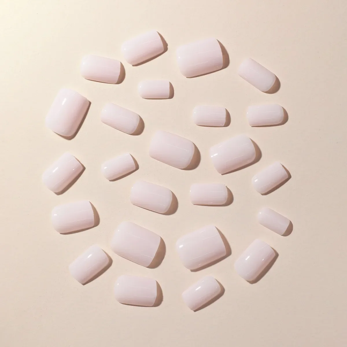 24-Piece Set of Simple White Press-On False Nails