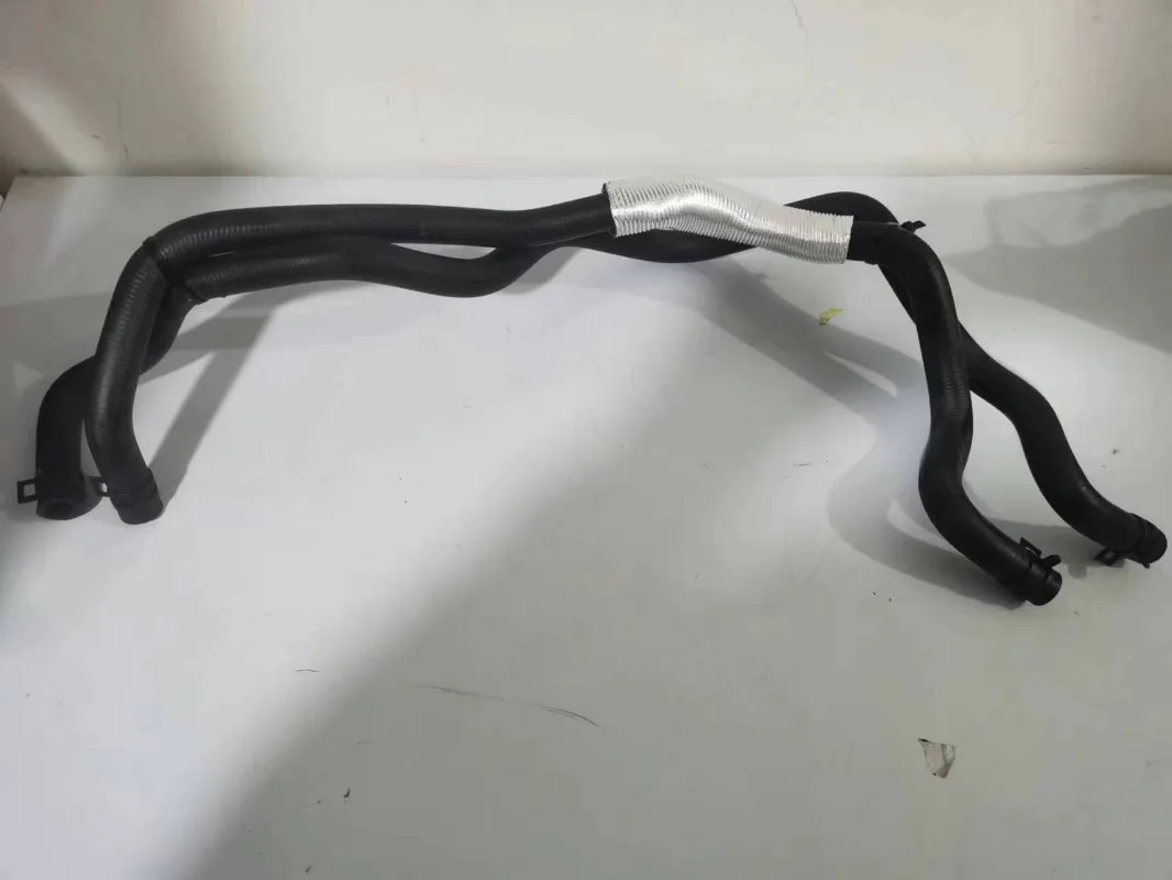 

55038030AN For JEEP Grand Cherokee Durango heater supply and return hose
