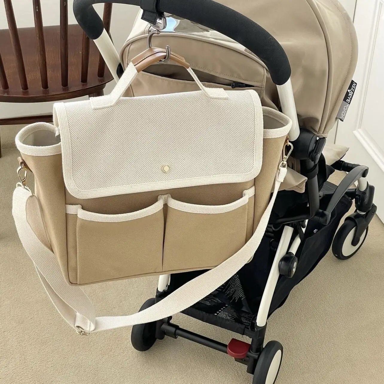 Colored Mommy Handbag with Large Capacity Minimalist Outgoing Style Lightweight Diagonal Straddle Maternal Infant Bag 2024 6