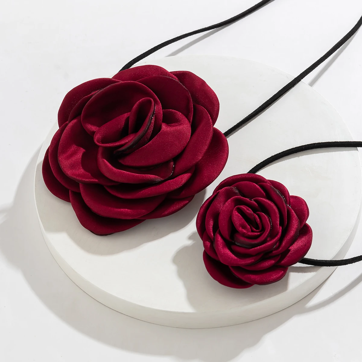 IngeSight.Z 2 Pcs/Set Elegant Big Rose Flower Choker