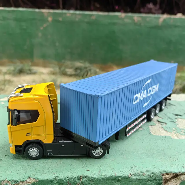 1/50 Simulation Large Truck Toy Car Model Alloy Diecast Transport Container Vehicle Car For Boy Gifts with Sound Light Pull Back 4