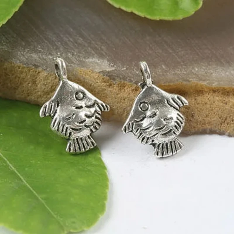 

10cs 15*11mm Tibetan Silver Color Tiny Goldfish Drop Charms H0062 Charms for Jewelry Making