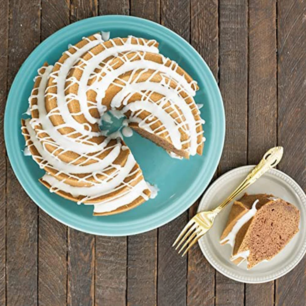 9-Inch Bundt Cake Pan, Swirl Cast Aluminium Bundt Tin, Non-Stick