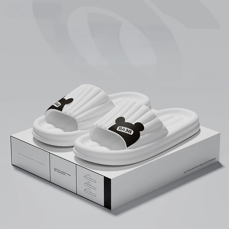 Cartoon Bear Summer Slippers Non Slip Bathroom Floor Flat Ladies Shoes Thick Bottom Slides Indoor and Outdoor slippers sandals shoes