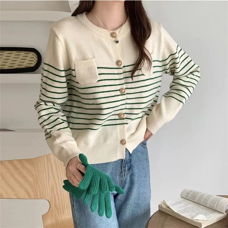 

Striped knitted cardigan sweater jacket women's early autumn new design sense cropped top trend
