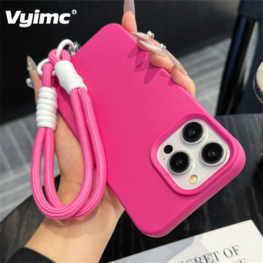Étui en cuir à texture bonbon mignon et tendance avec dragonne pour iPhone 15 14 11 12 13 16 Pro Max Plus X XR XsMax Couverture de couleur unie_voghion.com