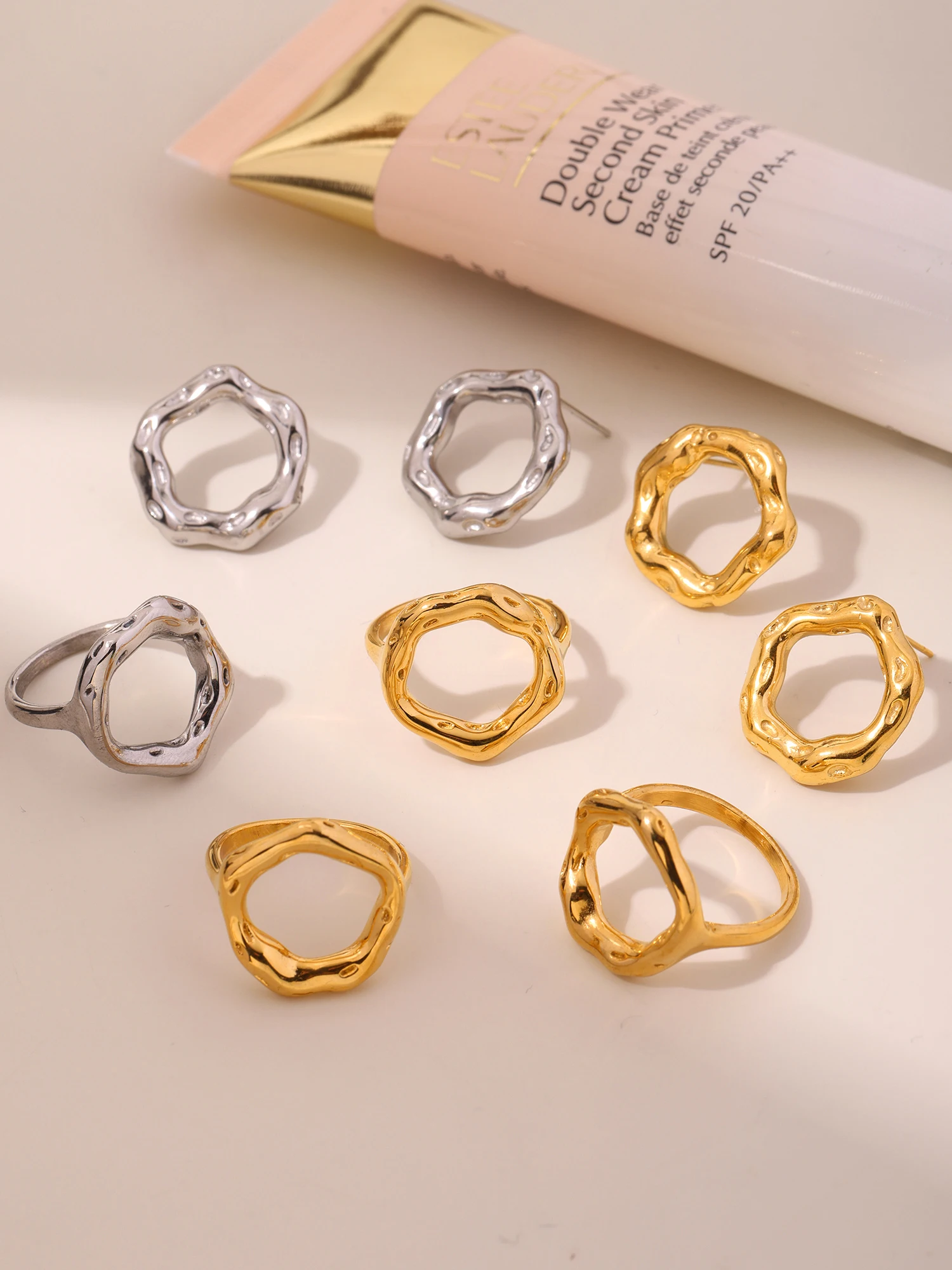 Einfache 316L Edelstahl Vergoldet Ohrringe Ring Set frauen Unregelmäßige Hohl Stud Persönlichkeit Ring Luxus Schmuck Geschenk – Detail 9
