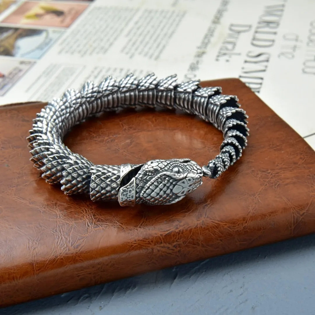 Vintage Punk Snake Bracelet Carving Lifelike Snake Scale Chain Bracelet for Men Animal Jewelry Accessories
