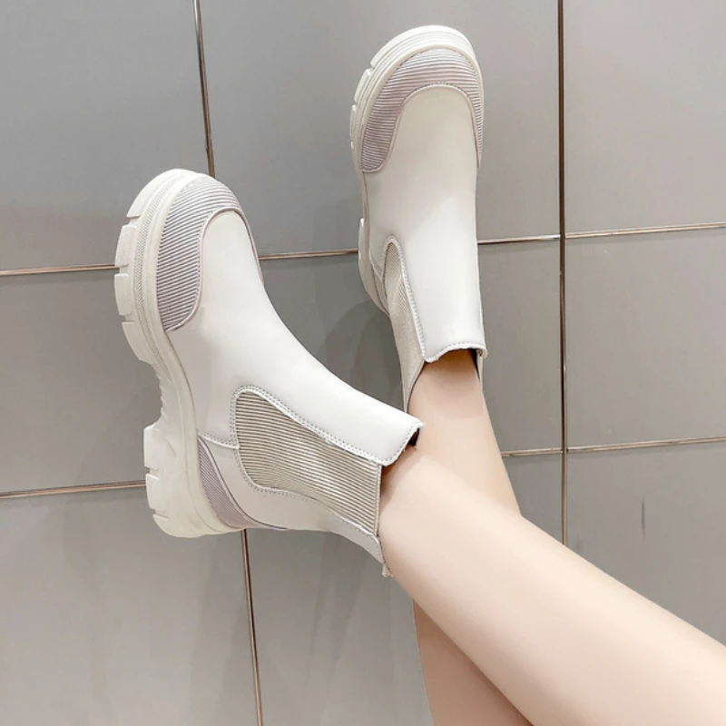 Women's Boots 2022 Spring and Autumn Fashion Boots Slip-on Leisure Boots of Women Non-slip Comfortable Wild Chelsea Boots Women