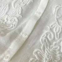 قميص مطرز بالورود 3