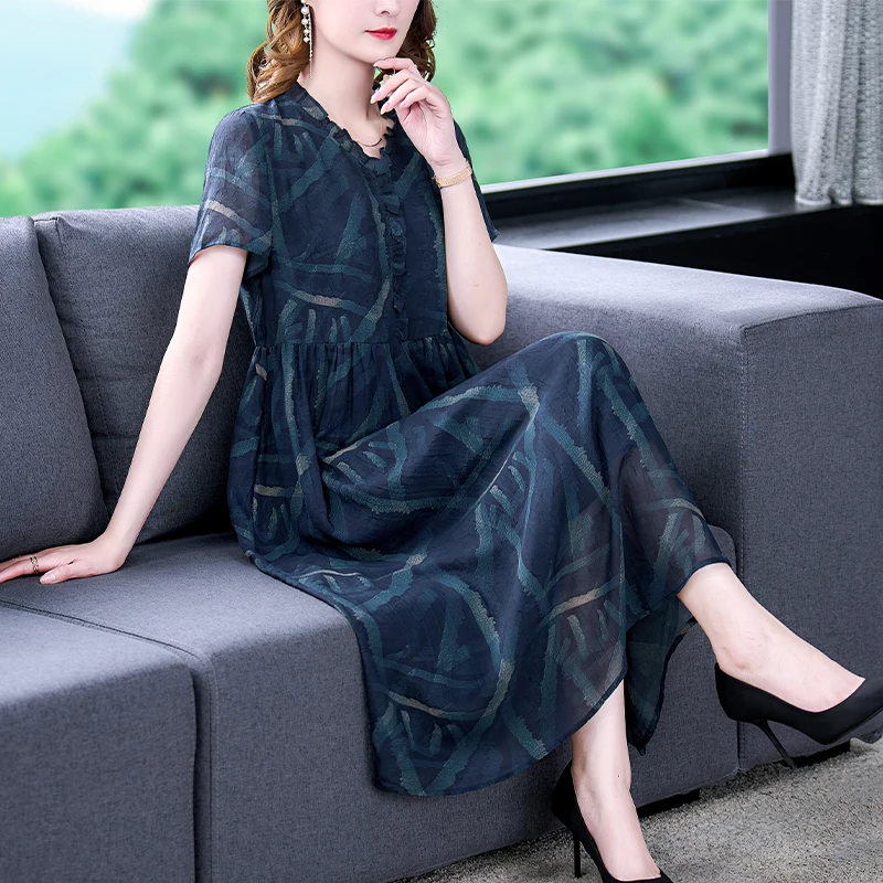 

2023 New Summer Fashion Silk Printed Dress Women's Luxury V-neck Short Sleeve Loose Fit Casual Holiday Dress Vestidos