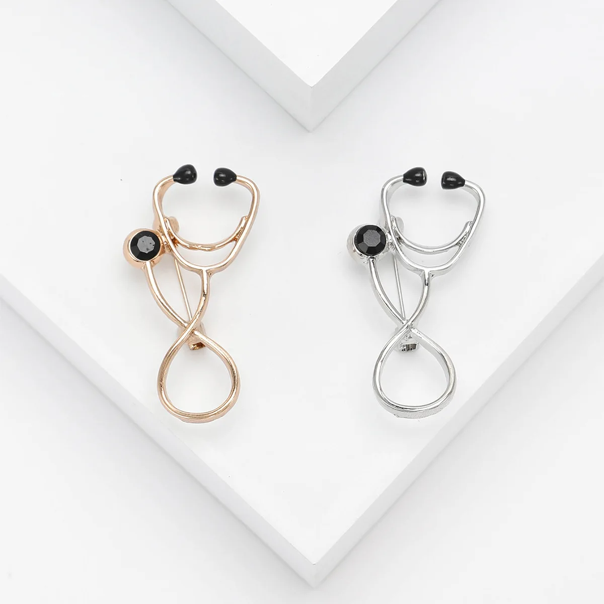 Women Brooch Classic Enamel Pin Stethoscope Badge Jewelry Accessories For Party Office Hospital