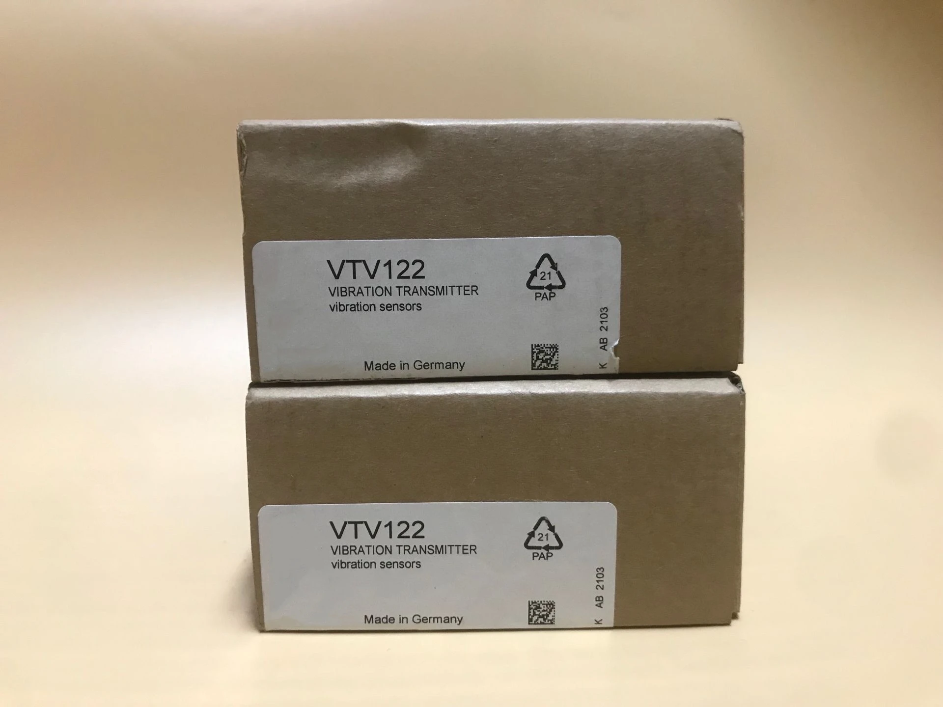 New original VTV122 vibration sensor
