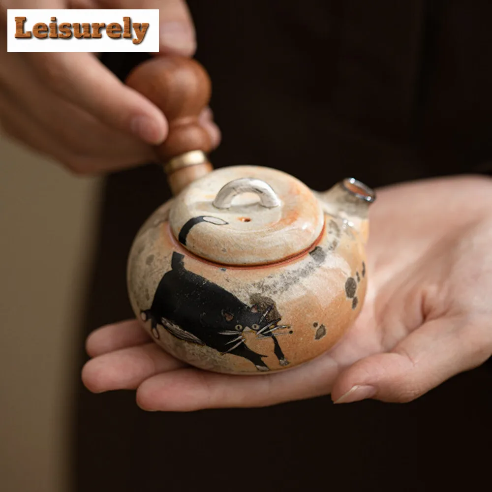 100ml Creative Zhiye Cat Side Handle Pot for Making Tea Handmade Wood-fired Porcelain Pot  for Infusions Kettle Kung Fu Tea Set