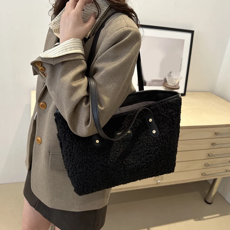 Lamb Wool Solid Color Casual Commuting 2024 Texture Han Autumn and Winter New Casual Portable Shoulder Tote Bag