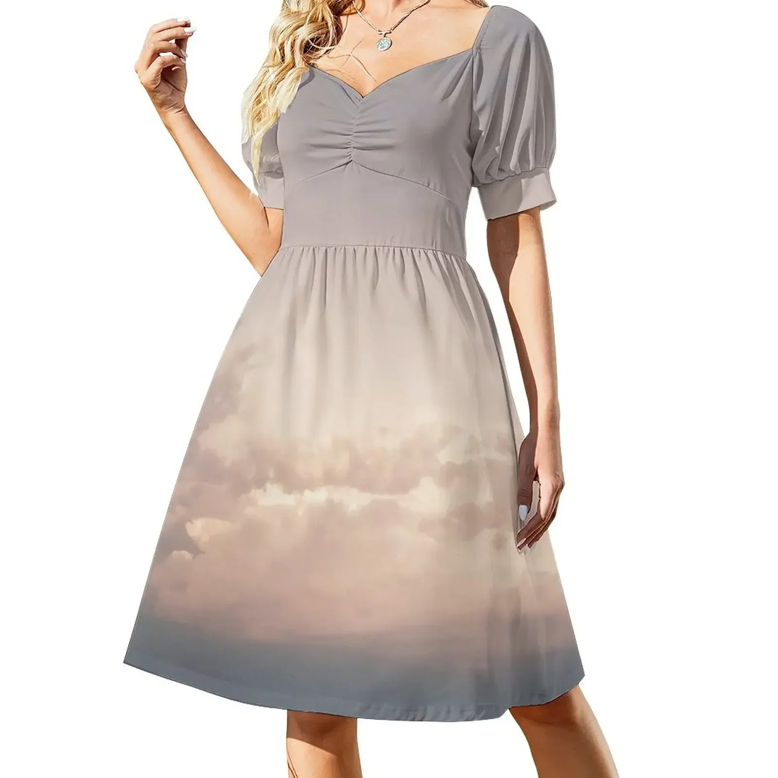 thumbnail image 1 of Vestido de manga corta con nubes en tonos morado, gris y rosa. Vestido largo de verano para mujer., 1 of 7