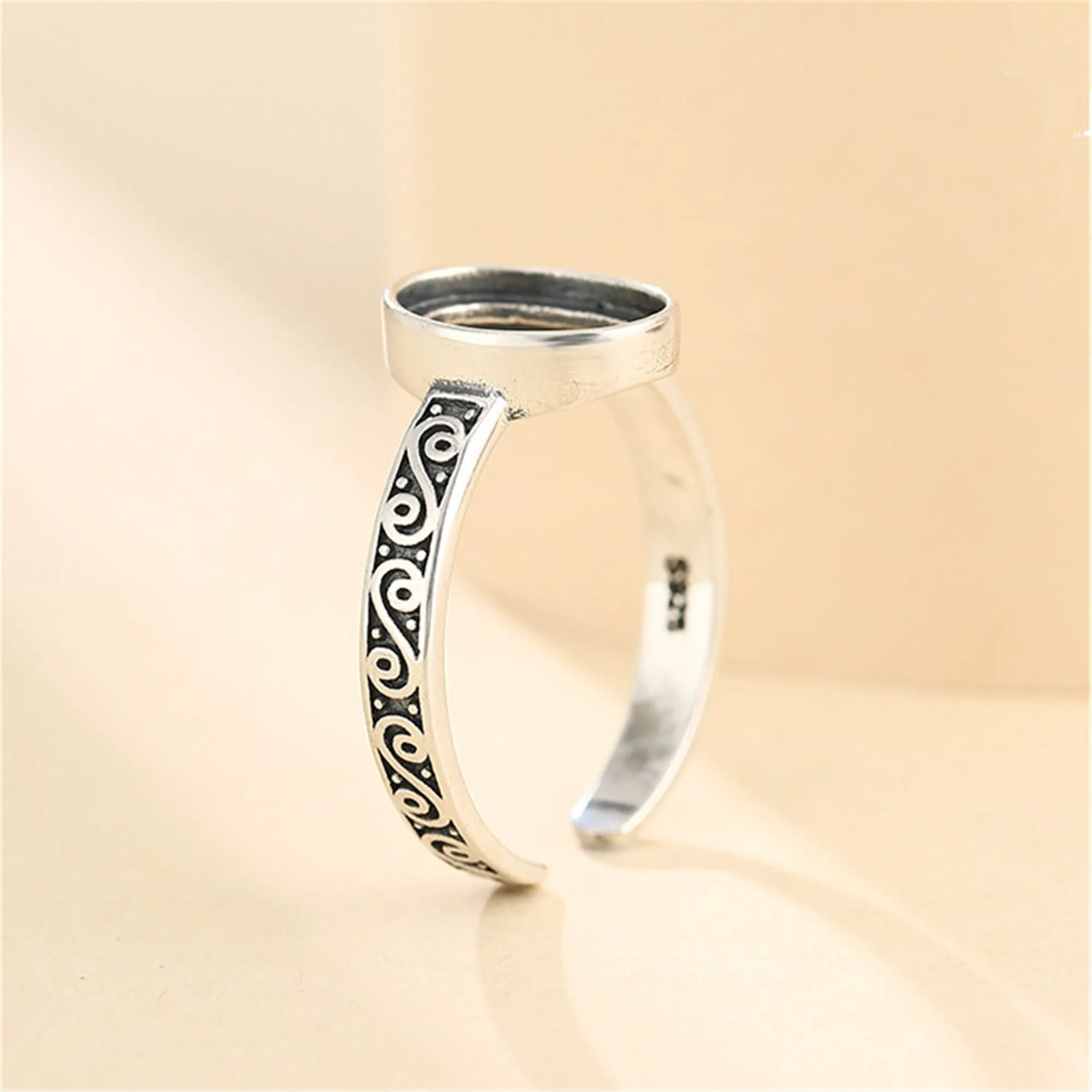 

Ring Setting for 8x10mm Oval Cabochons Antique Style Ring Blank Thai Sterling Silver Adjustable Ring Base SR0514