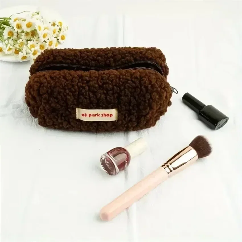 Cute Plush Makeup Bag Stylish And Simple Lamb Wool Travel Makeup And Wash Bag Large Capacity Coin Purse Stationery Storage Bag