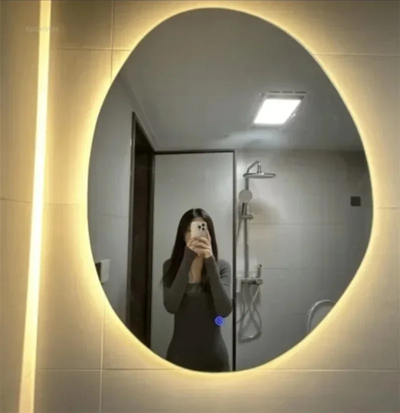 Description Picture 3 of itemModern Smart Bath Mirrors Wall-mounted Touch Screen Bedroom Makeup Mirror Bathroom Mirror with Light Hotel Decorative Mirrors