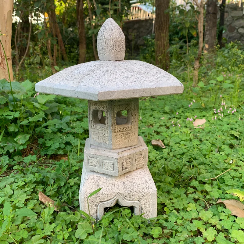 Japanese Imitation Marble Stone Lamp, Decoration Products, Courtyard Decoration, Red Clay, Lantern for Garden