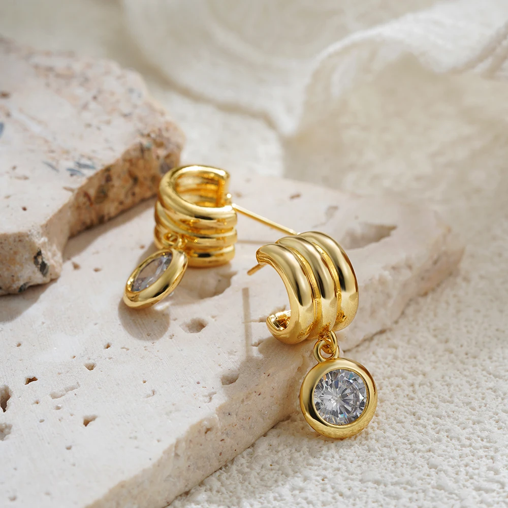 Chic Three Layers CC Piercing Mini Earclip Chunky Circle Zircon Pendant Huggie Hoop Earrings for Women Vintage Jewelry Wholesale