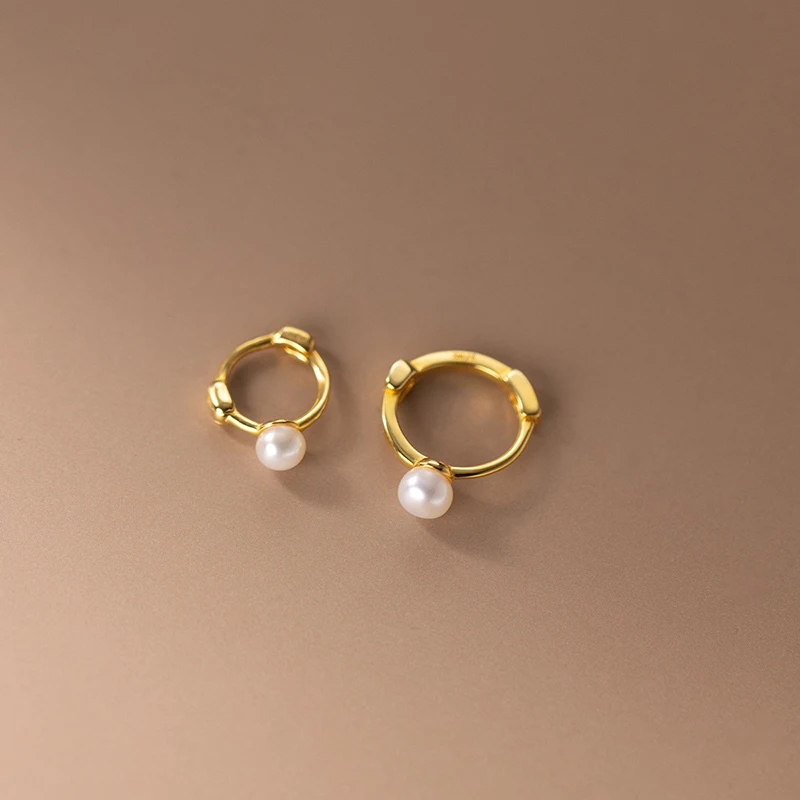 925 Sterling Silver Fashion Natural Pearl Huggie Hoop Earrings For Women Daughter Wedding