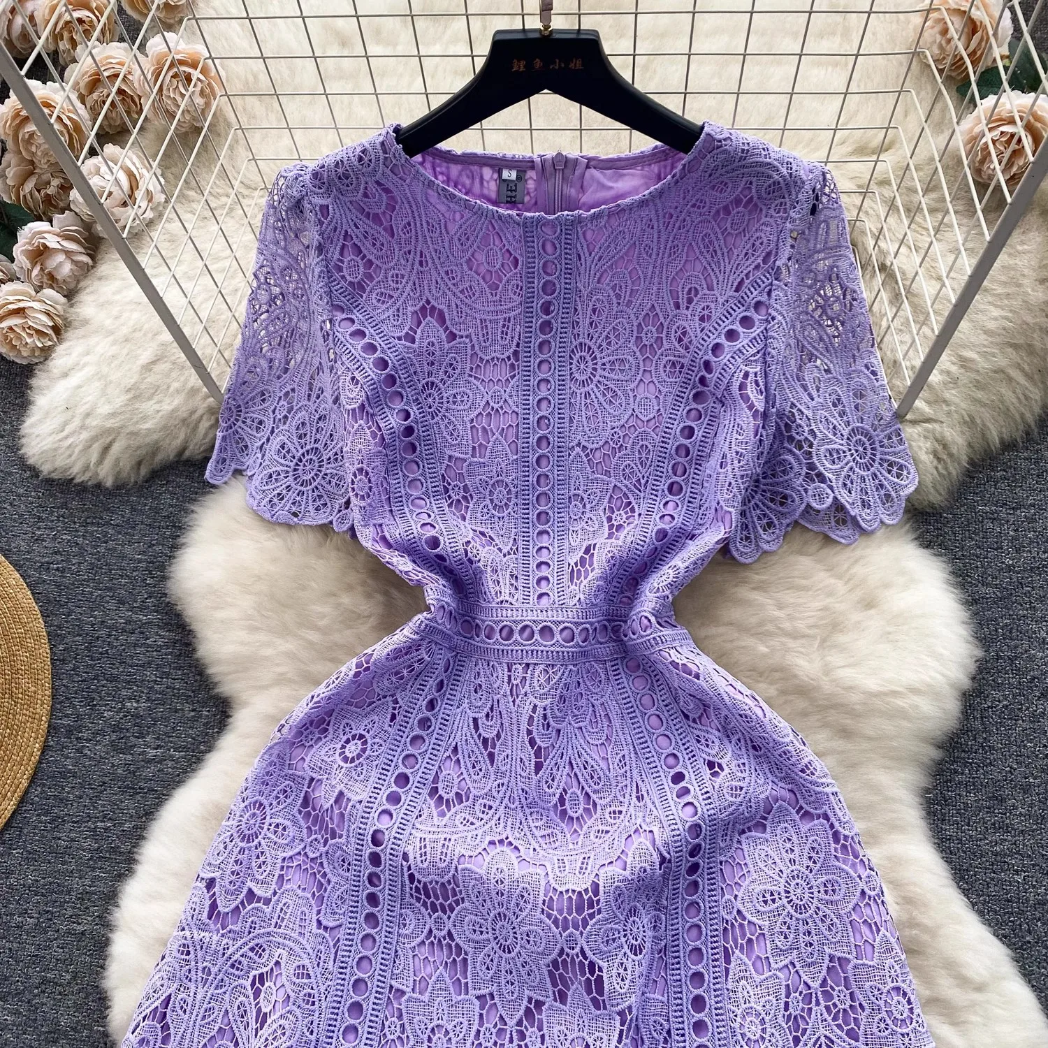 Robe De Bal Bleu Et Or Brodée Dentelle - Manches 3/4 - Taille M