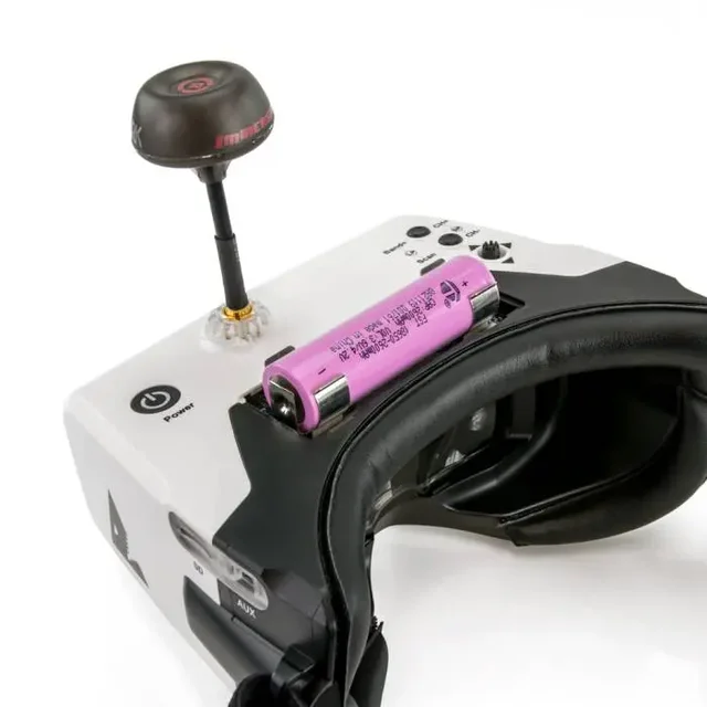 FatShark Scout 4 Inch 1136x640 NTSC/PAL Auto Selecting FPV Goggles Video Headset Bulit-in Battery DVR For RC Racing Drone 3