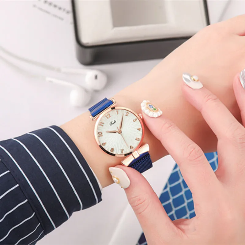 Móda ženy hodinky 6ks sada elegantní ženské wristwatches magnetický pletivo pás růže ženský hodinky náramek montre femme reloj mujer