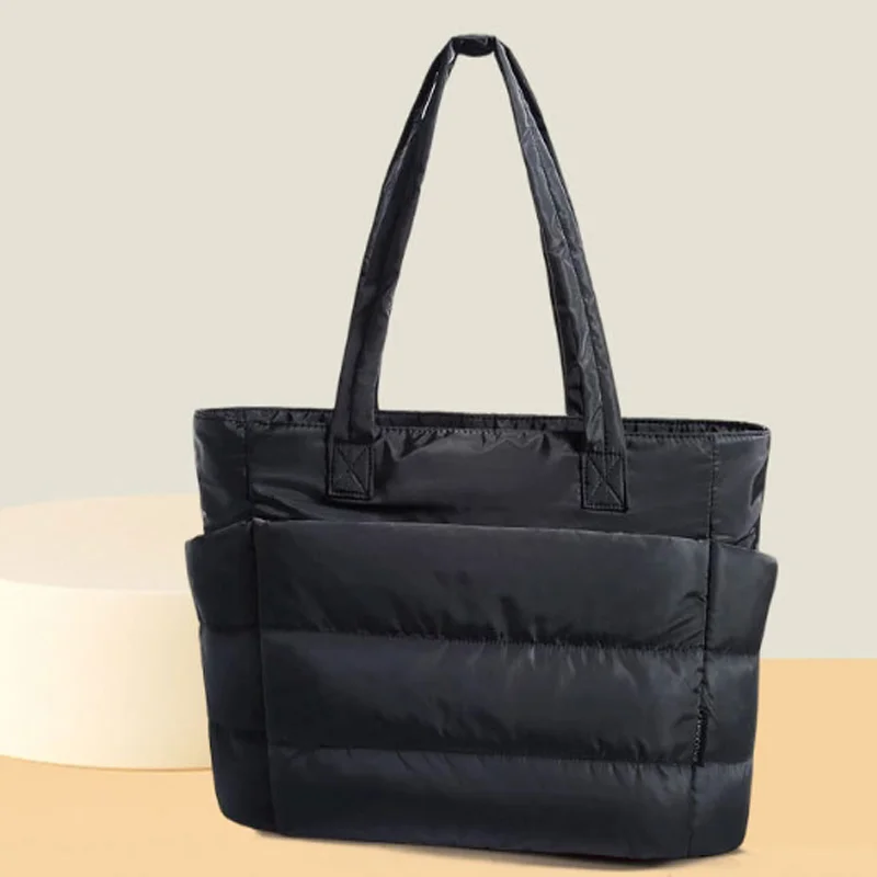 Simple Women's Shoulder Bags Large Capacity Lightweight Laptop Bag Multi Compartment Travel Bag Daily Travel