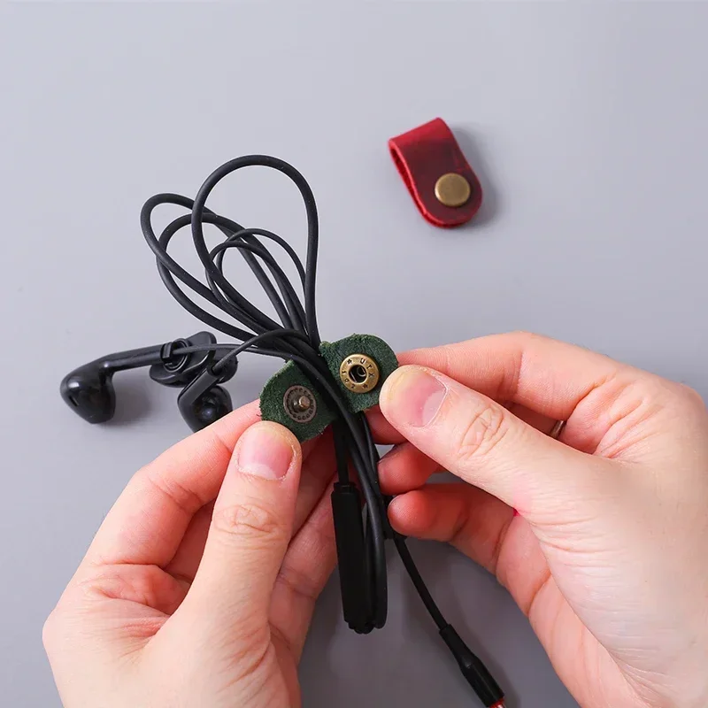  가죽 케이블 주최자 빈티지 이어폰 와이어 데이터 라인 클립 케이블 와인 더 타이 케이블 관리 코드 주최자 사무실