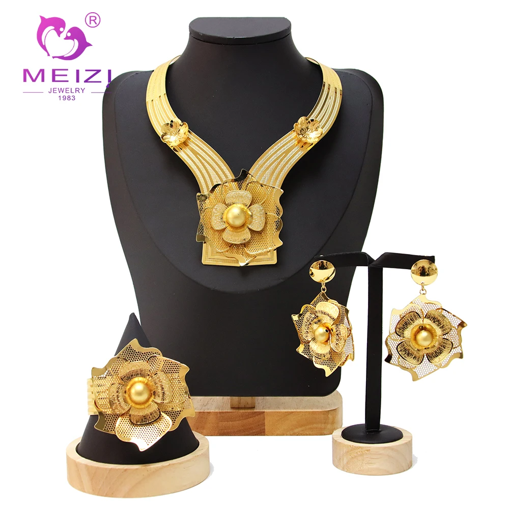 

Indian Dubai Gold Plated Jewelry Set For Women African Bridal 18K Necklace Earrings Bangles Set Nigerian Wedding Big Pendant
