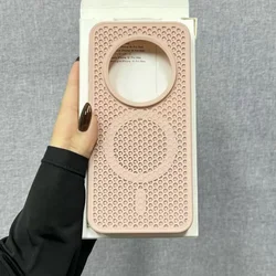 Magnetic Cooling Shockproof Honeycomb Phone Case with Breathable Matte Finish - HONOR Magic7 Pro (Pink)