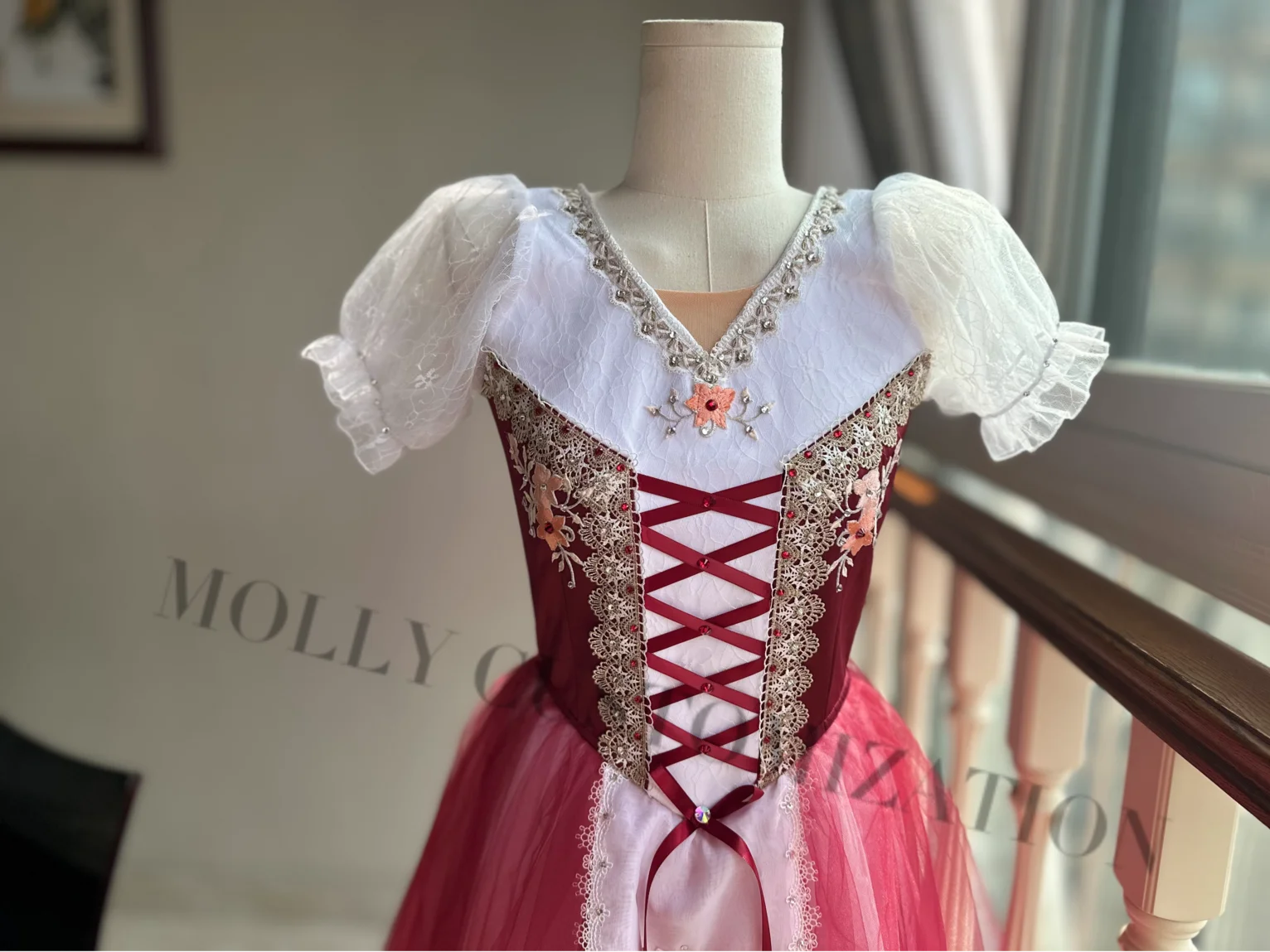 2024 neuestes grünes romantisches Ballettkleid für Erwachsene und Kinder, hochwertige maßgeschneiderte Ballettkleidung für Aufführungen und Wettbewerbe. – Detail 8