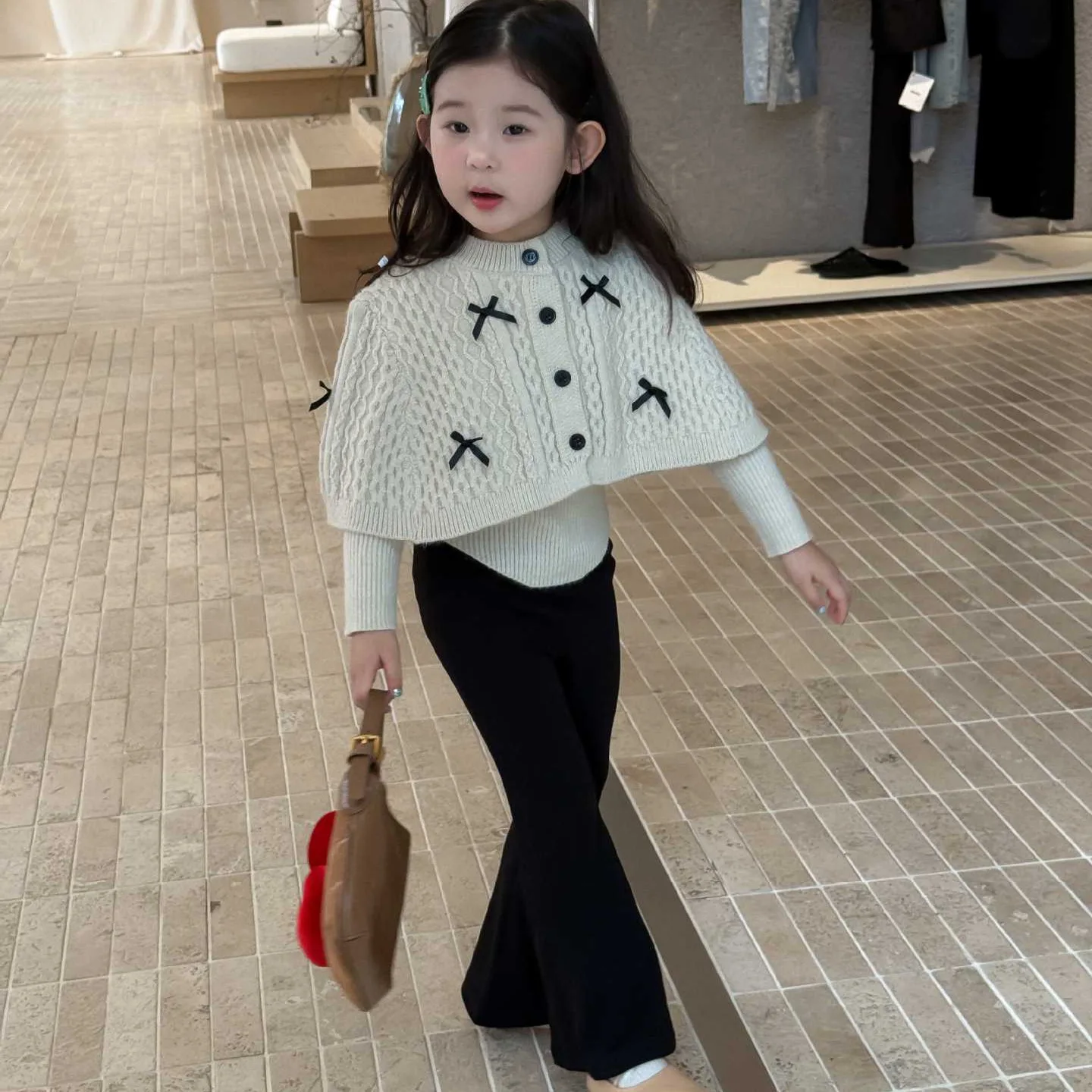 2025 가을 여아 신상 나비 스웨터 망토 패션 한국판 웨스턴 스타일 벨보텀 팬츠 레트로