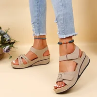 Sandales romaines d'été personnalisables pour femmes, chaussures de plage antidérapantes à la mode, chaussures de marche à bout ouvert pour femmes 3
