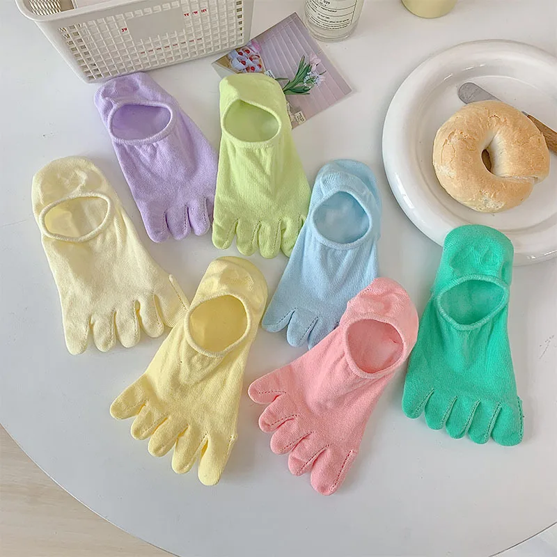 

Носки женские с пятью пальцами и разрезом, милые летние неглубокие силиконовые Нескользящие невидимые носки-лодочки, карамельные цвета