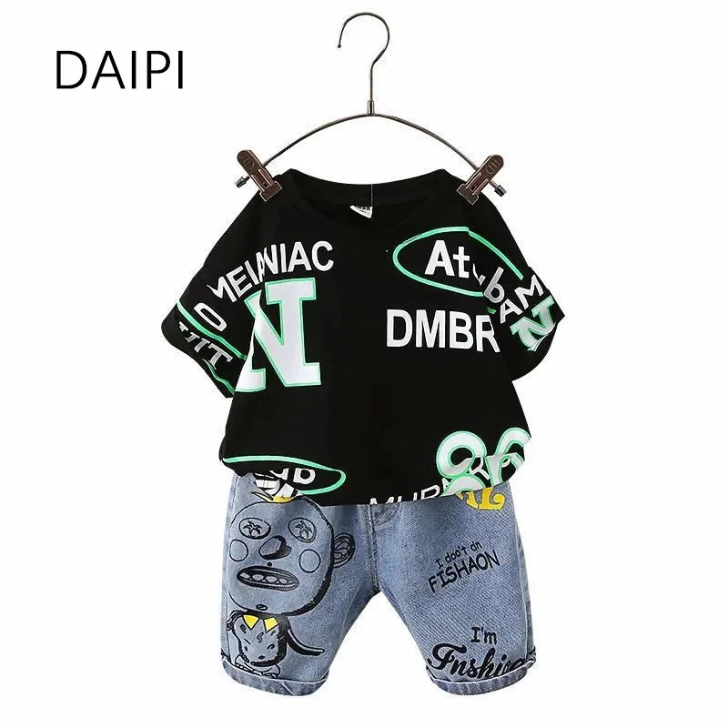 

2-10 Year Boys Clothes Set Letter Black White T-shirt Doodle Elastic Waist Kids Shorts Summer Handsome Two-piece