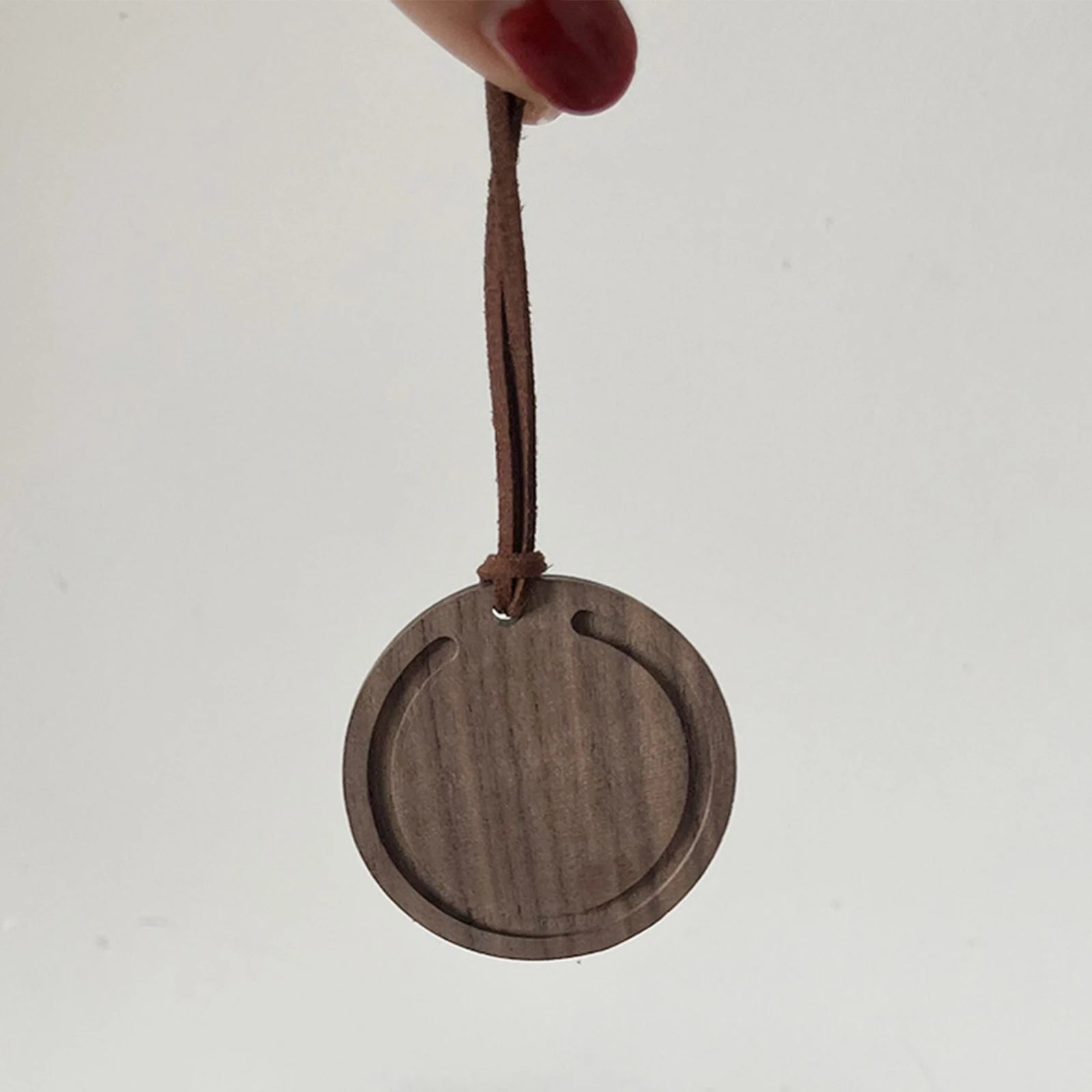 Wood Essential Oil Diffuser Housewarming Gift Automotive Interior Car Diffuser for Office Festival Living Room Cabinet Cafe