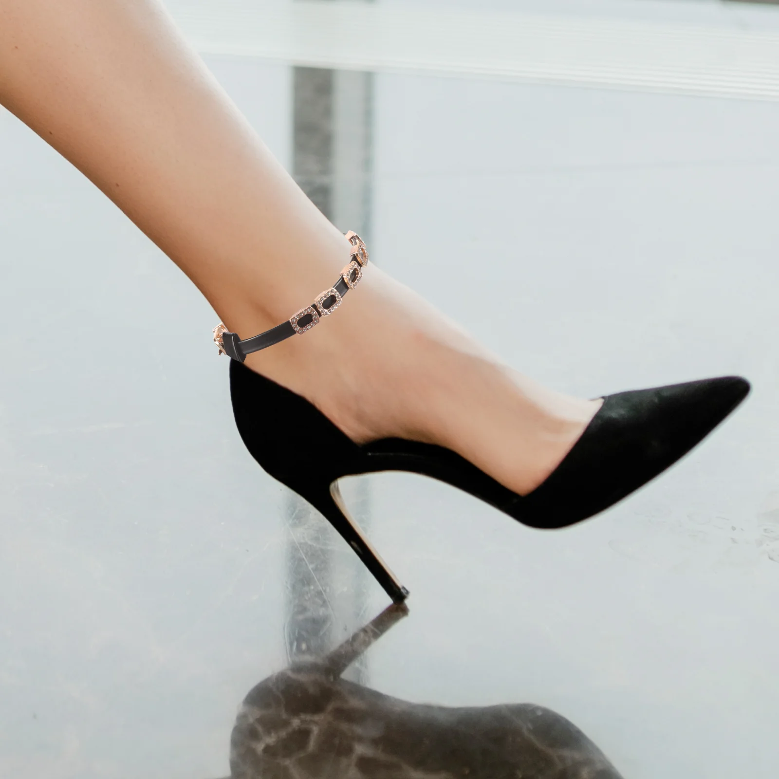 Рисунок 5 - 1 пара, декоративные ремешки для