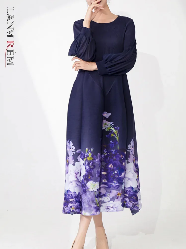 LANMREM Purple Printting Fashion Pleated Dress For Women Loose Causal Round Collar Long Sleeve A-line Dresses 2025 New 2DB3065