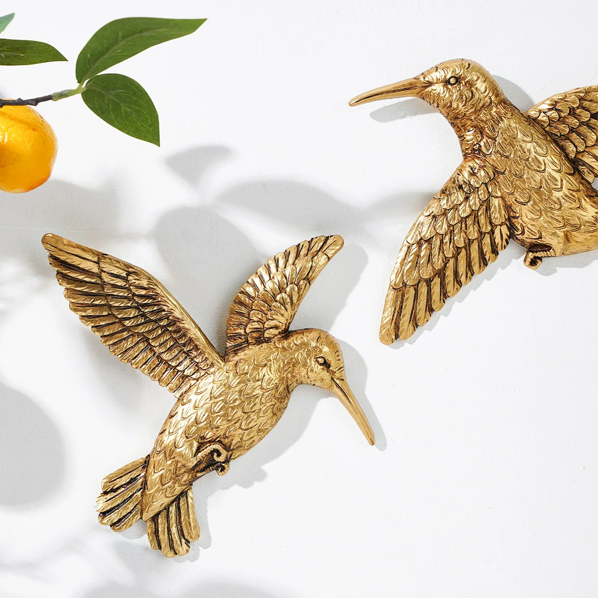 1PC, a simple golden winged flying hummingbird-shaped interior decoration wall hanging, for home wall decoration